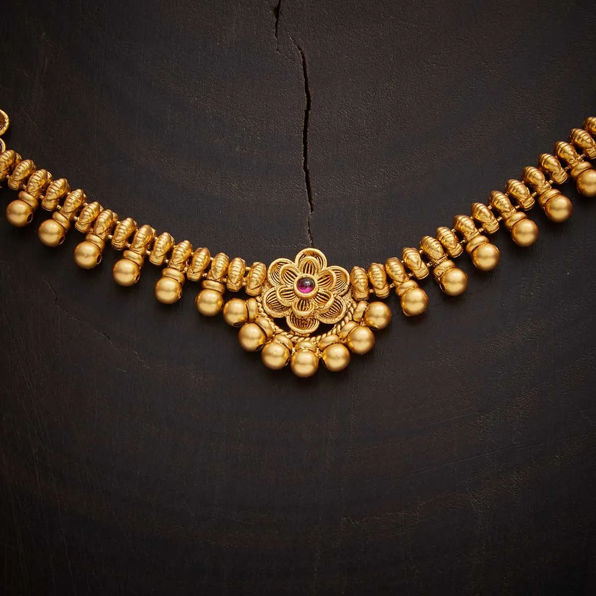 Antique Necklace 139677