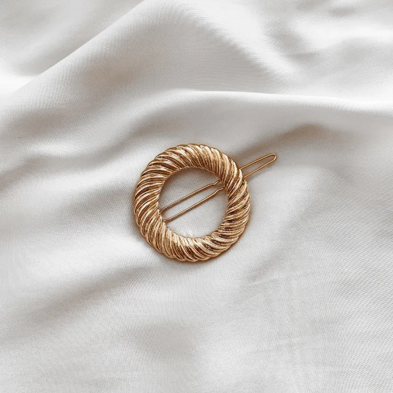 Barrette Mona