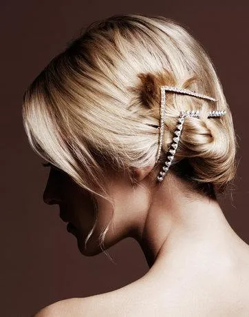 Vee Tapered Crystal Barrette